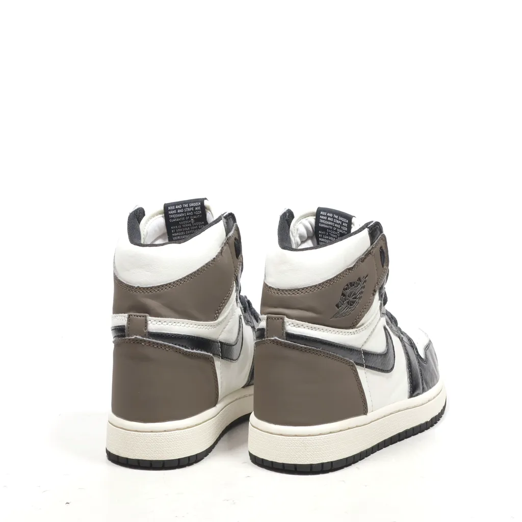Air Jordan 1 Retro High-Top Sneakers Leather White Color For Women
