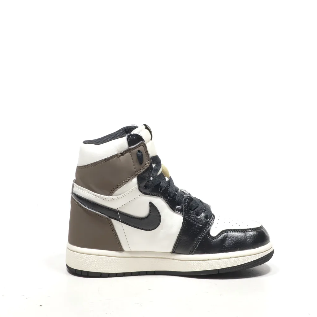 Air Jordan 1 Retro High-Top Sneakers Leather White Color For Women
