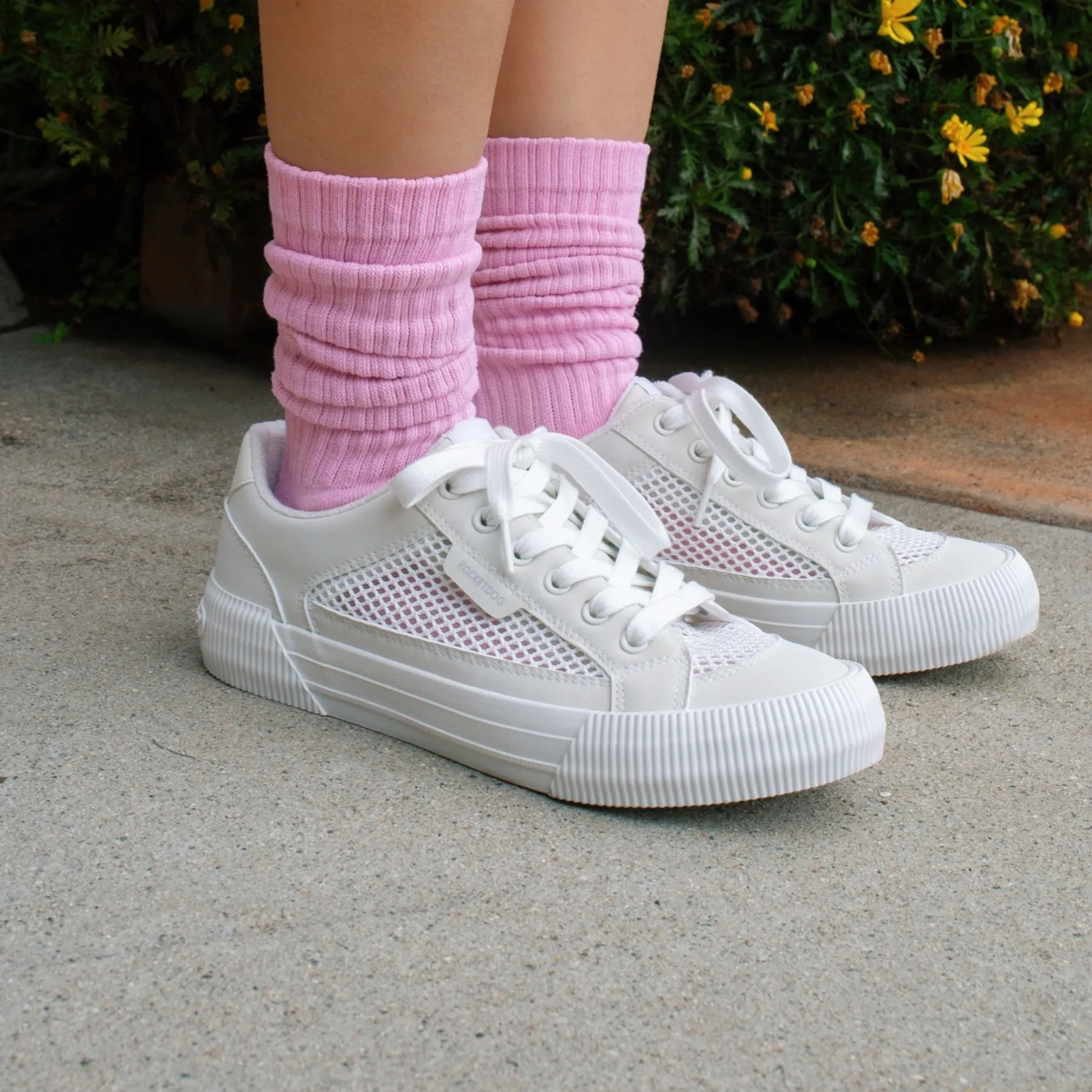 Cheery White Mesh Color Blocked