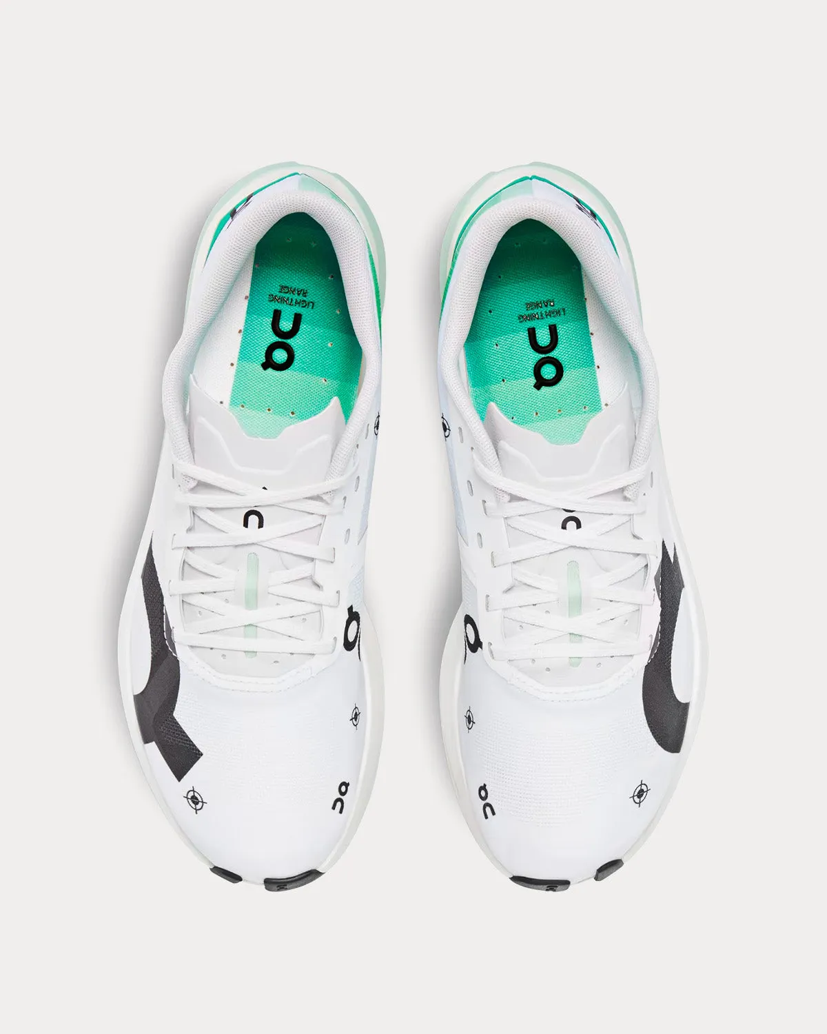 Cloudboom Echo 3 Undyed-White / Mint Running Shoes