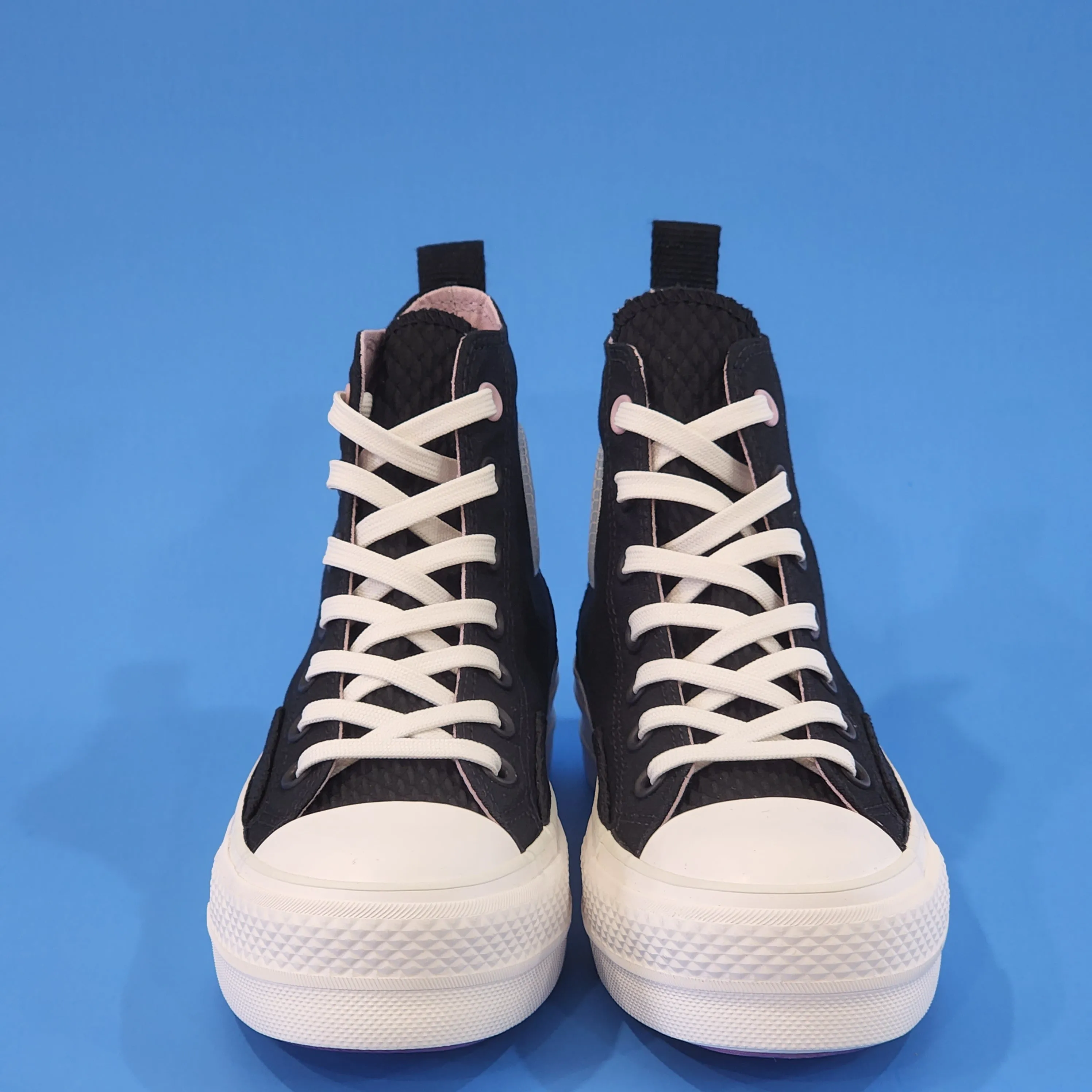 Converse CTAS Lift Future Utility Women's Platform Sneakers 572420C NWT