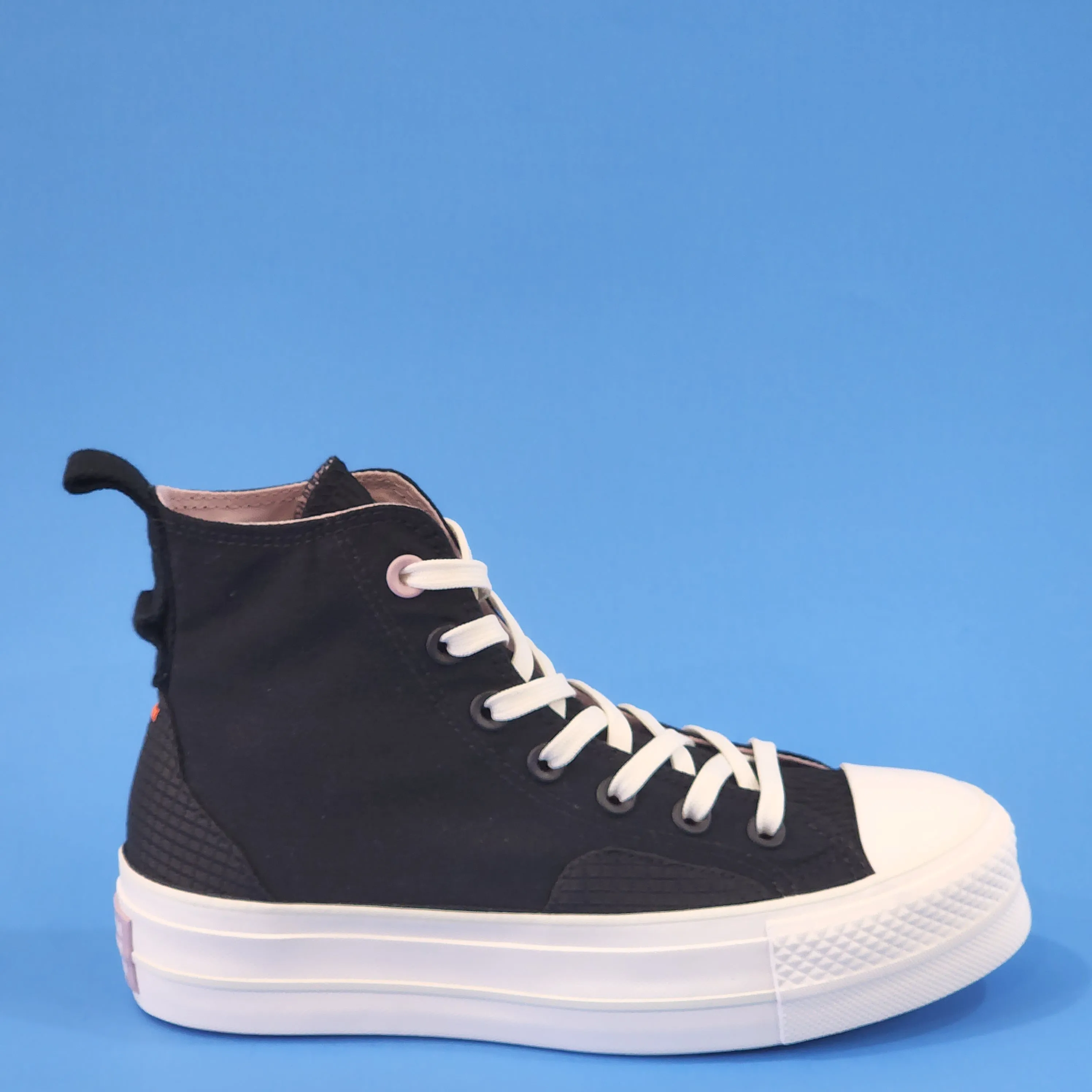 Converse CTAS Lift Future Utility Women's Platform Sneakers 572420C NWT