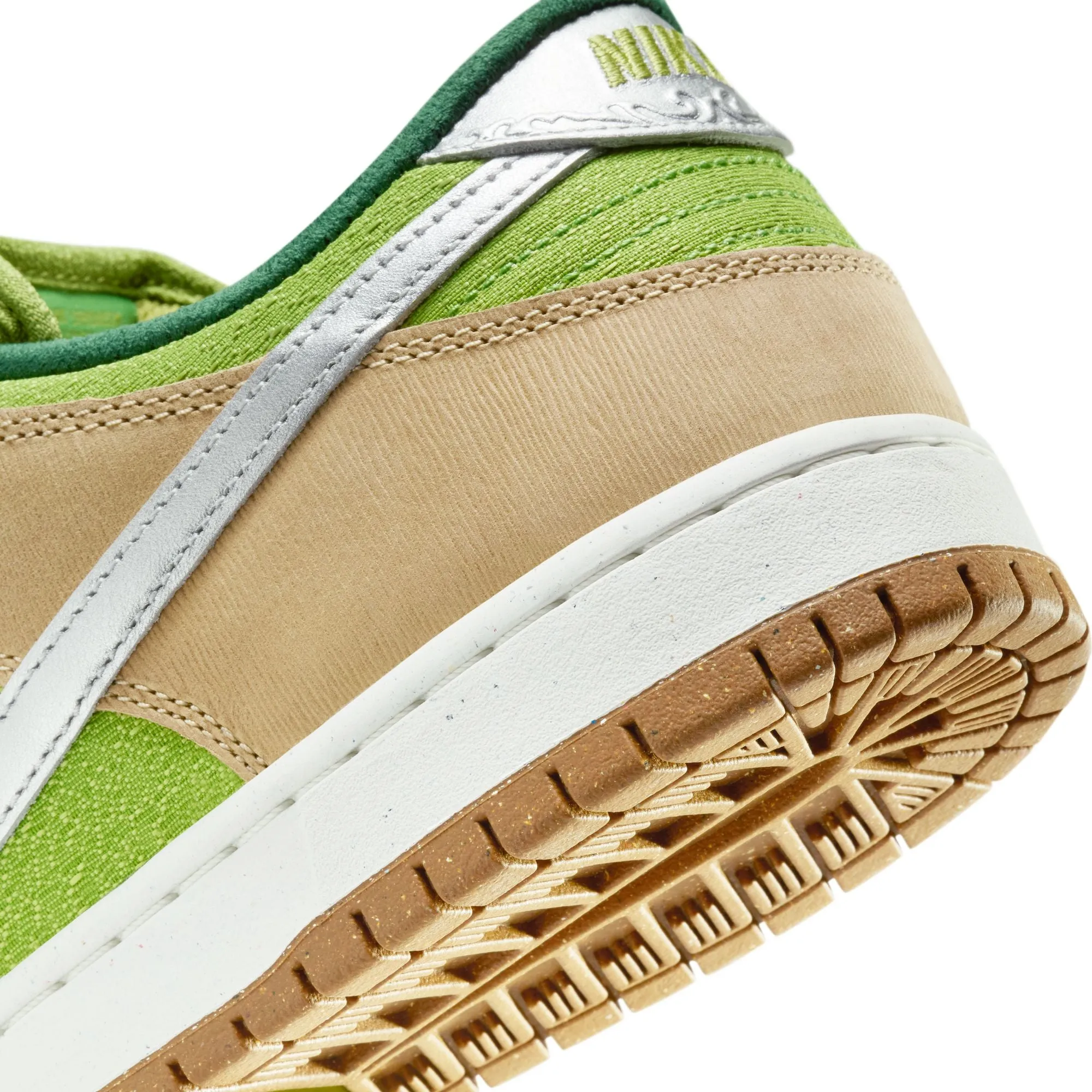 Dunk Low Pro "Escargot"