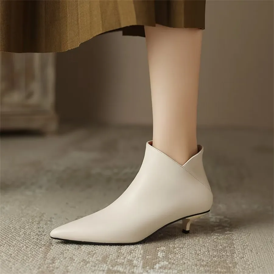 Elegant Cow Leather Pointed Toe Zipper Boots