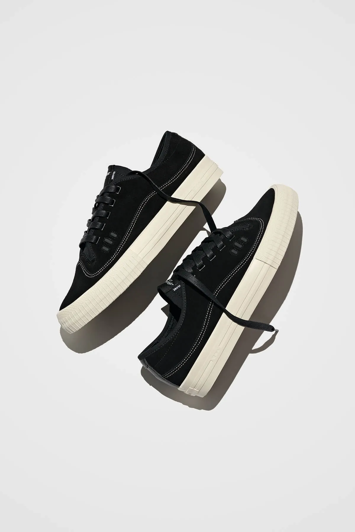 Gillette - Black Suede - Skate Shoes