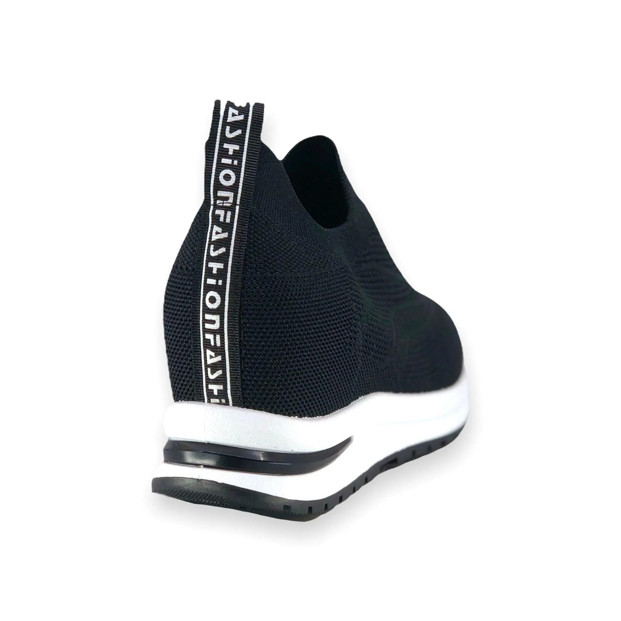 Hidden Heels Sneaker