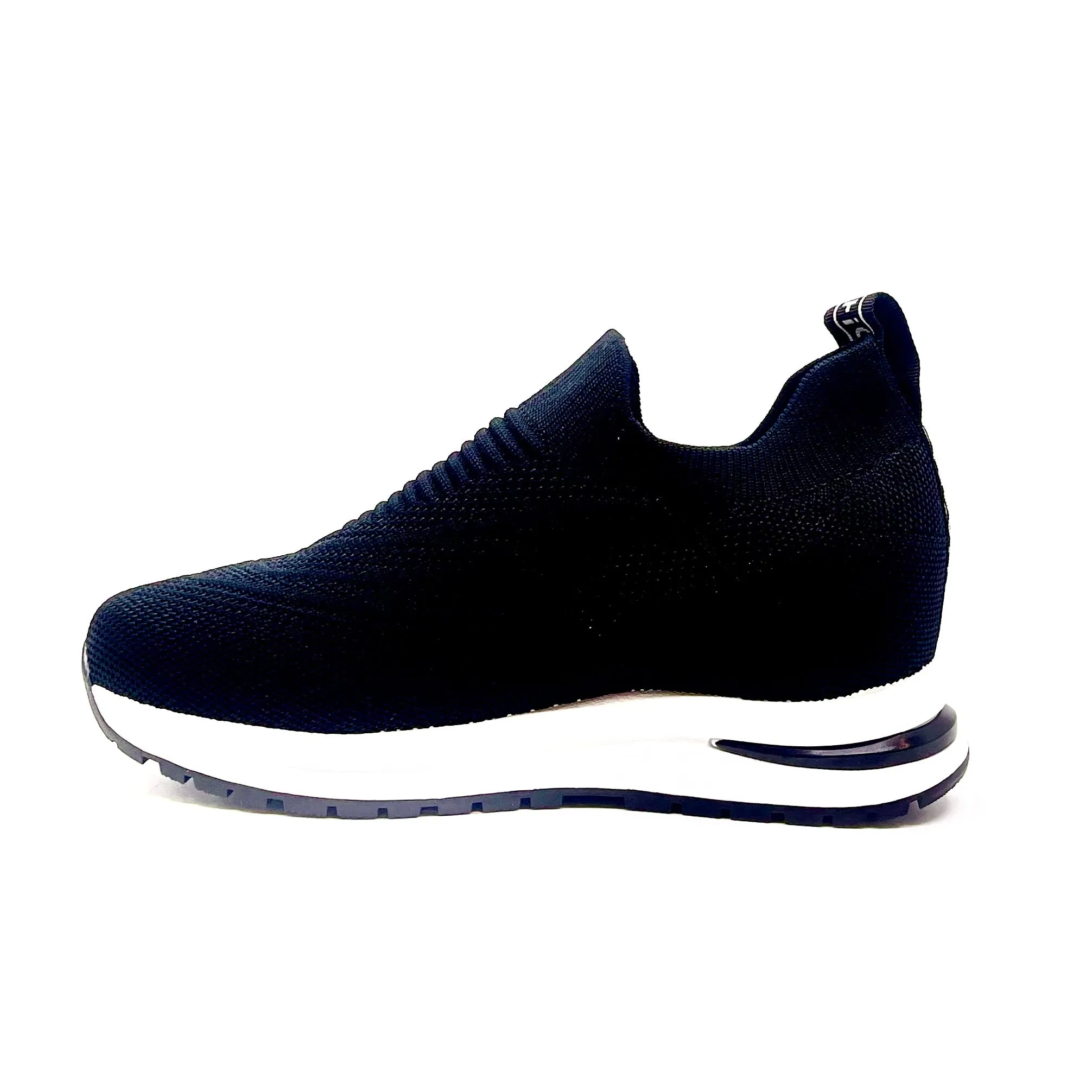 Hidden Heels Sneaker