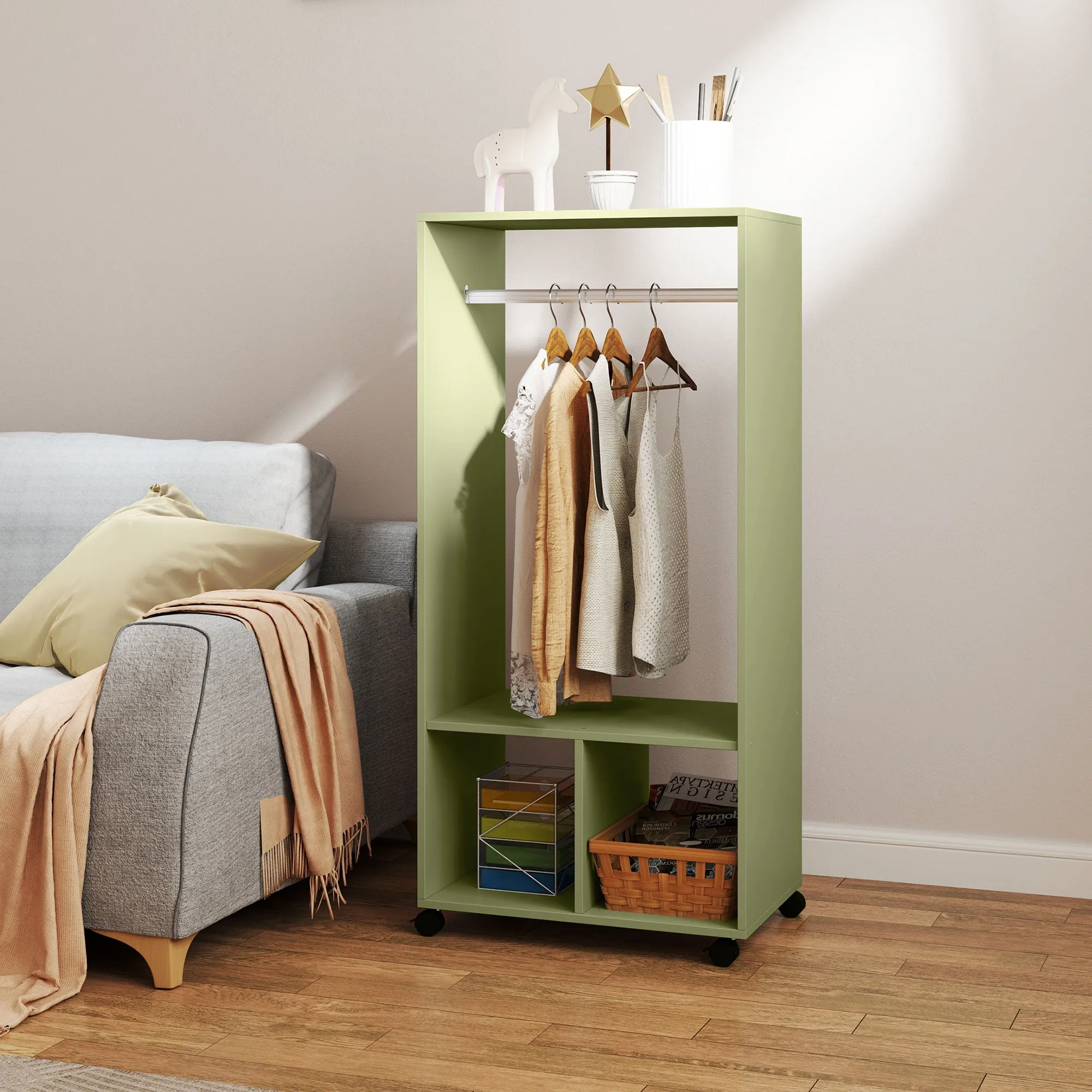 HOMCOM Open Wardrobe on Wheels, Bedroom Wardrobe with Clothes Hanging Rail, 2 Storage Shelves, Mobile Garment Rack for Cloakroom, Hallway, Green