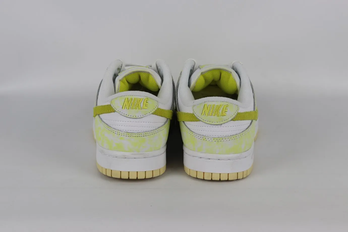 NIKE DUNK LOW YELLOW STRIKE LEATHER SNEAKERS EU 39 UK 5.5 US 8