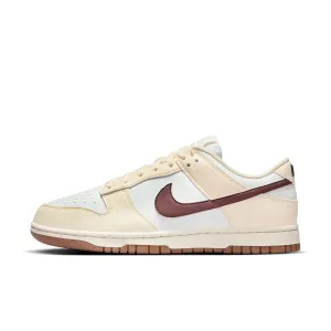 Nike - W Dunk Low