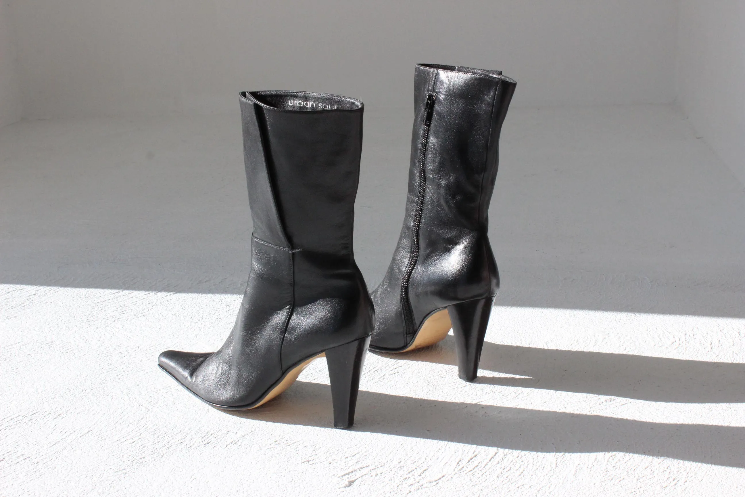 Y2K Leather Pointed Toe Boots by 'Urban Soul' ~ Euro 39